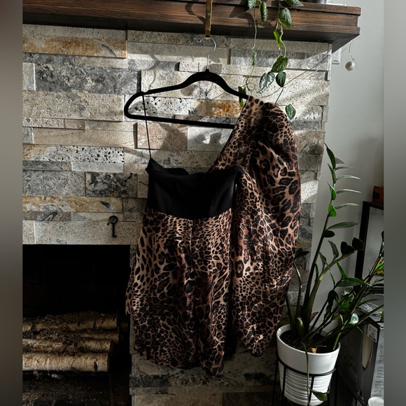 Nasty Gal black and leopard print dress (size 8) - Picture 4 of 5